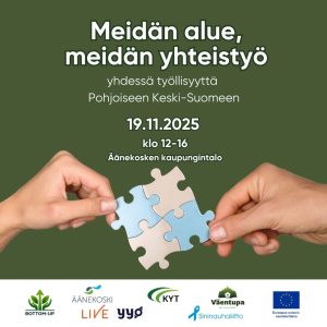 Kahden eri ihmisen kädet pitelemässä palapelin paloja