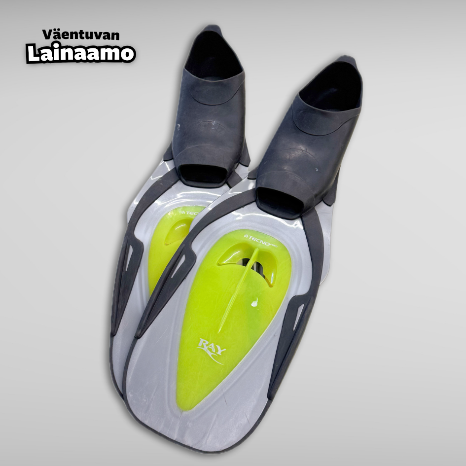 Räpylät koko 44-45